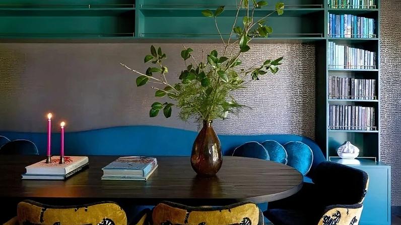 Personalizar as casas com espaços dedicados a hobbies, armazenamento customizado e o chamado “color maxxing” está entre as tendências
