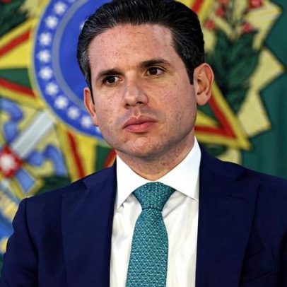 PEC da escala 6x1 pode ir ao plenário até quinta, afirma Hugo Motta