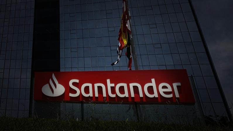 O cenário de juros restritivos e incertezas econômicas contribuíram para o avanço da inadimplência entre as menores empresas