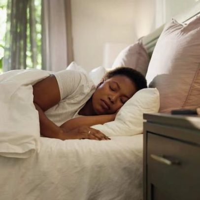 Dormir demais também pode representar risco à saúde