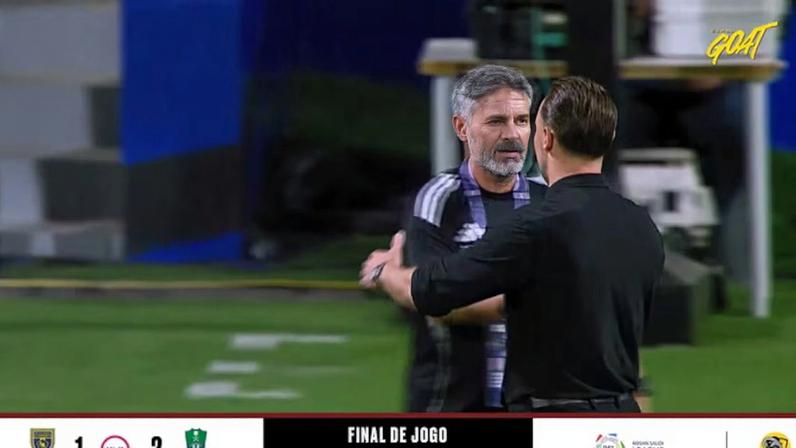 Al Ahli SC vence Al Taawoun por 2 a 1