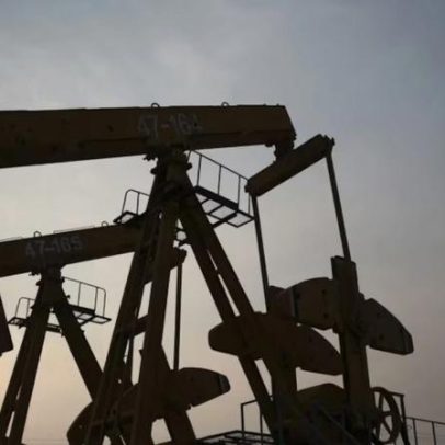 OPEP+ aumenta produção de petróleo e analisa impacto nos preços