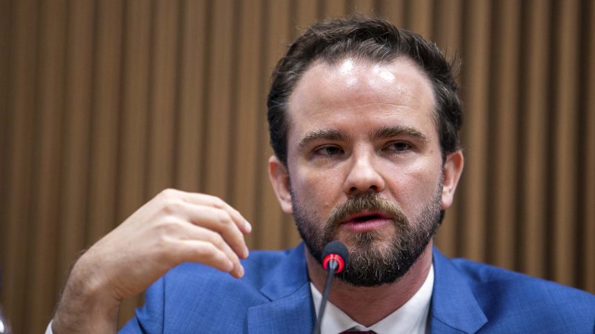 Dario Durigan, ministro interino da Fazenda, durante discurso - Metrópoles