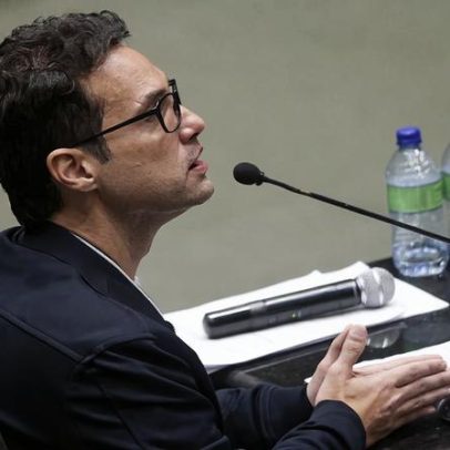 Jairinho solicita adiamento do júri após infarto de advogado