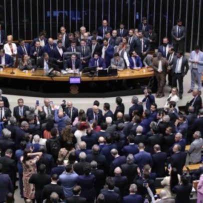 Conselho de Ética vota suspensão de Van Hattem e mais dois deputados