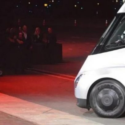 Musk critica Califórnia; caminhão da Tesla depende de incentivos