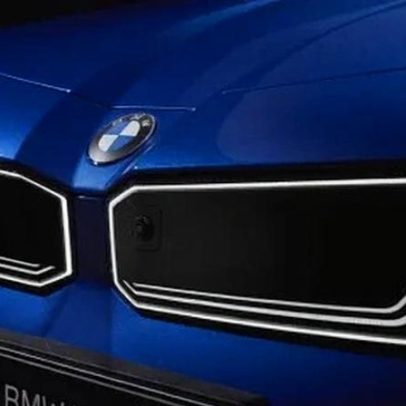 BMW e Mercedes investem em design retrô‑futurista para novos elétricos