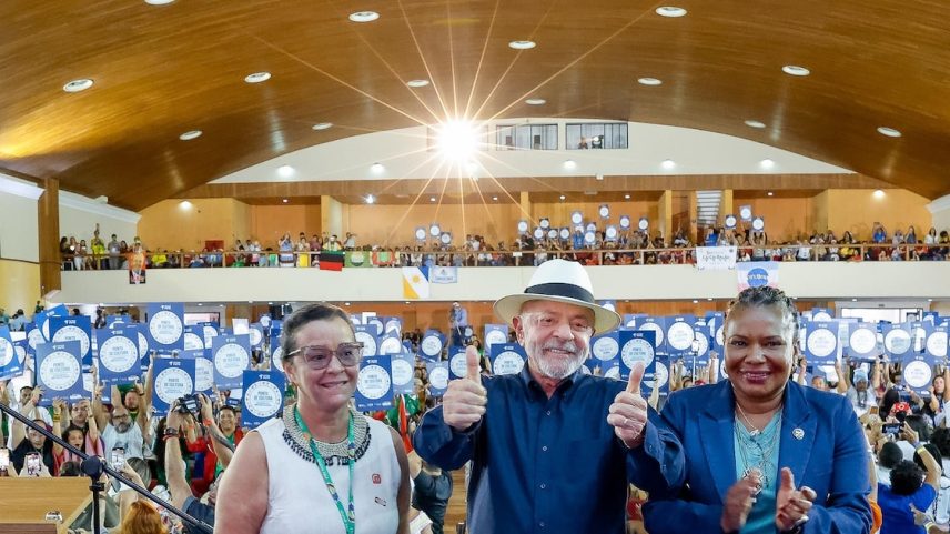 Lula durante cerimônia de entregas da 6.ª Teia Nacional de Pontos de Cultura, em Aracruz (ES)