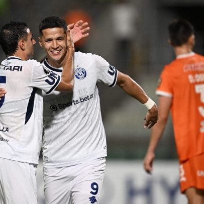 Rivadavia vence La Guaira e amplia posição no Grupo C da Libertadores