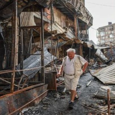 Moradores de Kiev enfrentam ameaça russa de novos ataques
