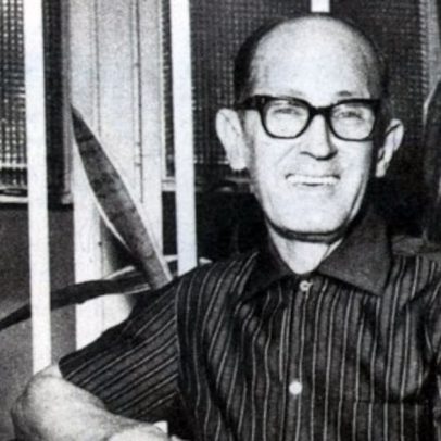 Livro sobre Carlos Drummond de Andrade prende a leitura