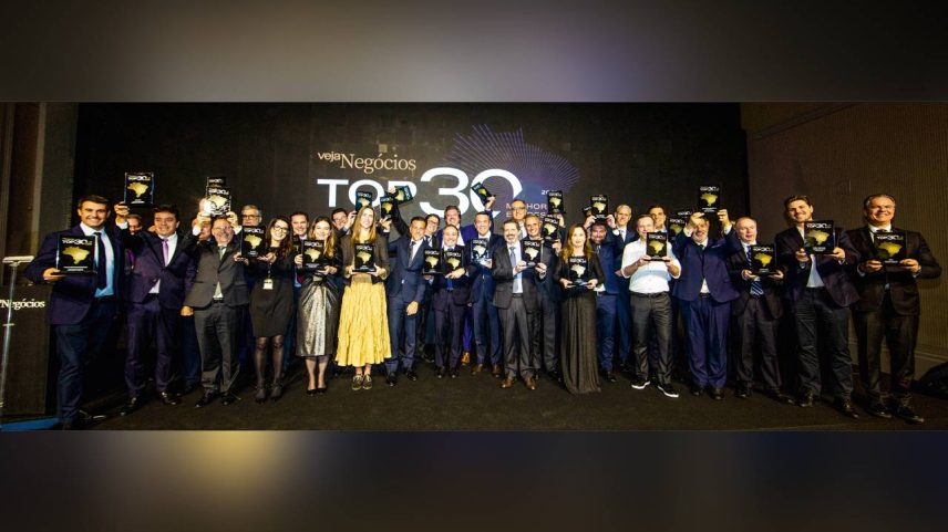 RECONHECIMENTO - Representantes das vencedoras: mais lucrativas que a média das empresas