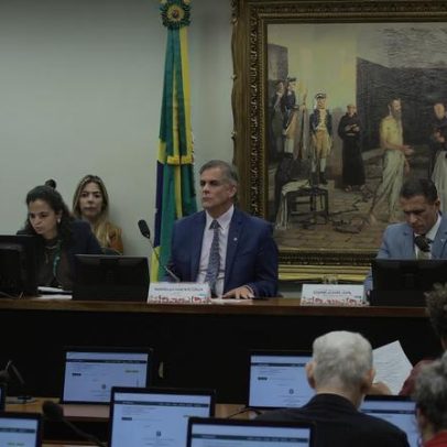 CCJ adia votação da PEC que reduz maioridade penal