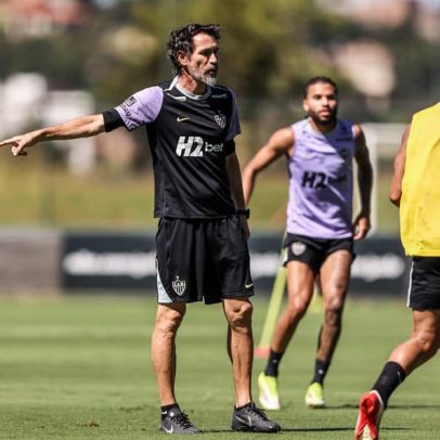 Domínguez escolhe opções para defesa e meio do Atlético-MG contra o Botafogo