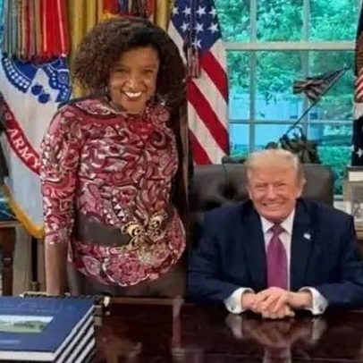 Famosos zombam de Flávio Bolsonaro ao posarem ao lado de Trump