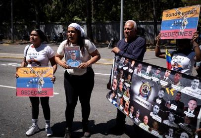 Venezuela anuncia libertação de 300 presos nesta semana