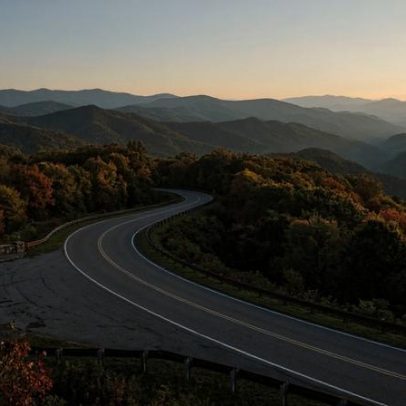Rodovia de 68 km atinge 1.645 m entre Tennessee e Carolina do Norte