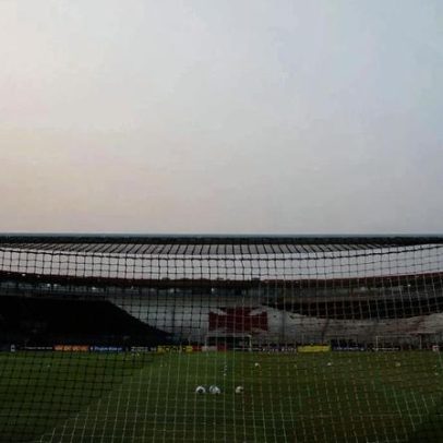 Estádio de 1927, erguido por torcedores, preserva fachada e legado vascaíno
