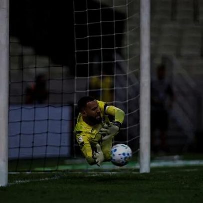 Éverson atinge marca inédita no Atlético e supera ídolo antecessor