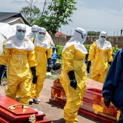 EUA restringem entrada de viajantes de três países africanos por surto de ebola