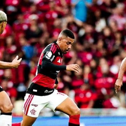 Flamengo empata com o Vasco no fim e perde chance de encostar no Palmeiras