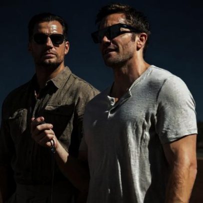 Jake Gyllenhaal e Henry Cavill estrelam ação com explosões