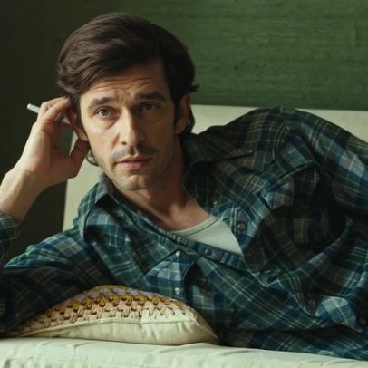 Ben Whishaw interpreta fotógrafo cult dos anos 70 em cinebiografia
