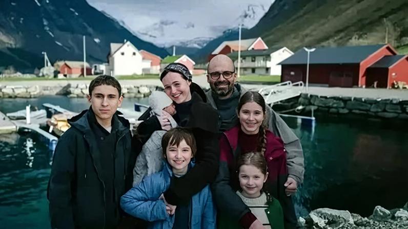 Elenco do filme "Fjord", do diretor Cristian Mungiu