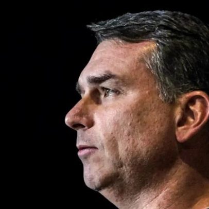 Financiamento de Vorcaro para Bolsonaro vira assunto eleitoral para Flávio