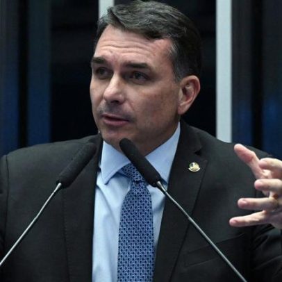 Encontro entre Flávio Bolsonaro e Trump movimenta eleições no Brasil