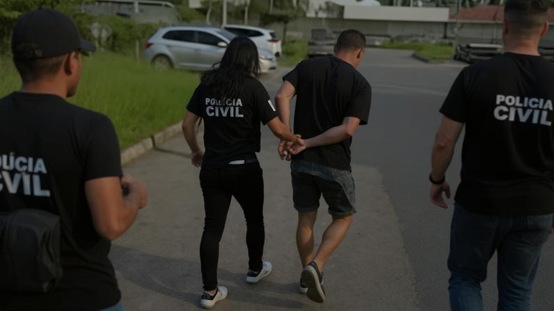 Homem é preso por agredir mulher na frente da filha de dois anos em João Pessoa