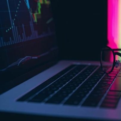 Inflação e empregos nos EUA e Brasil impulsionam mercados