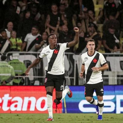 Vasco empata com o Flamengo nos minutos finais, com a lei do ex em ação