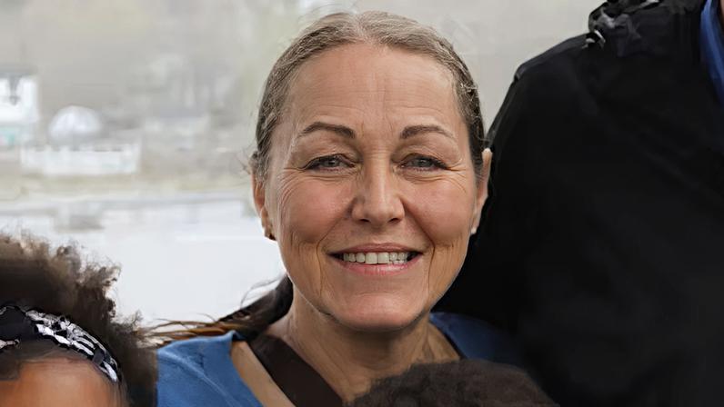 Antoinette Webb, de 44 anos, passeava por parque no Maine