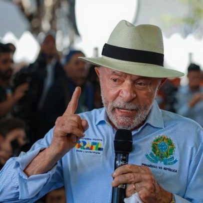 Lula fala sobre radioterapia pela 1ª vez e garante acesso a mesmos equipamentos