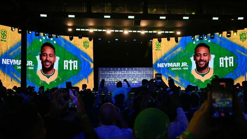 Neymar é convocado e vai disputar seu quarto Mundial com a seleção brasileira.