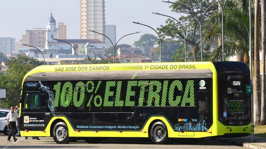 Com as novas inclusões, a frota elétrica de São José dos Campos amplia a presença nas ruas