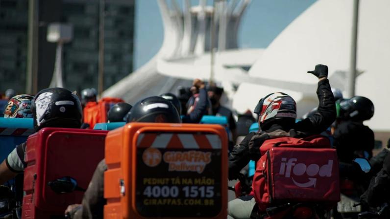 Motoboys participam de paralização nacional em Brasília