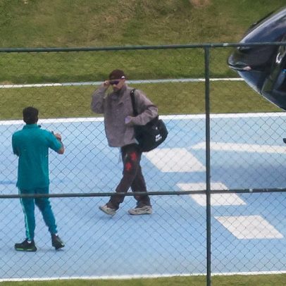 Neymar não treina com bola e aumenta preocupação da seleção para a Copa