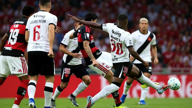 Gigante da Colina e Rubro-Negro empataram em 2 a 2 (Foto: Gilvan de Souza/Flamengo)
