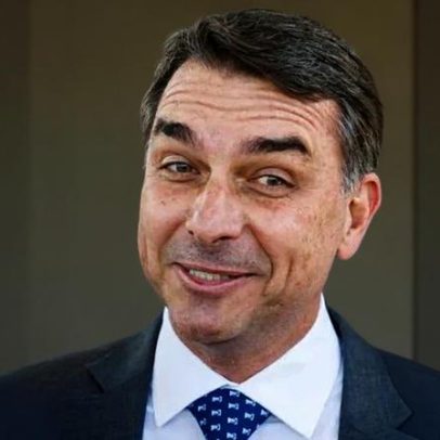 Flávio comete gafe ao confundir Lula com Trump