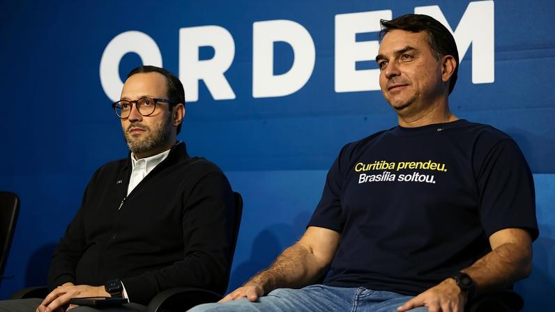 Em ritmo de pré-campanha, Flávio lança pré-candidatos ao Senado e reforça discurso na segurança pública. (Foto: Alan Santos/Imprensa FB)