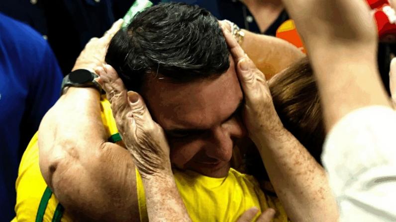 Flávio Bolsonaro recebido em Brasília