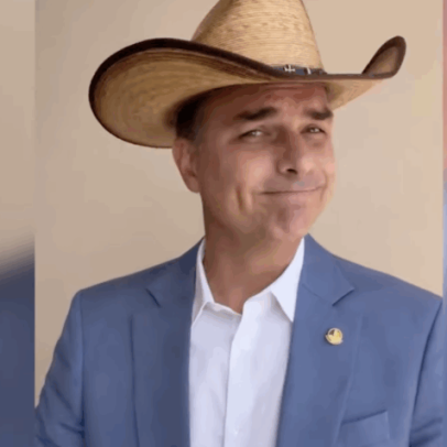 Flávio afirma que trabalhador sustenta vida de luxo de Lula