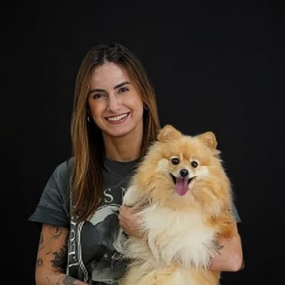 Mari Palma vira banhista de pets em novo episódio de Por Um Dia