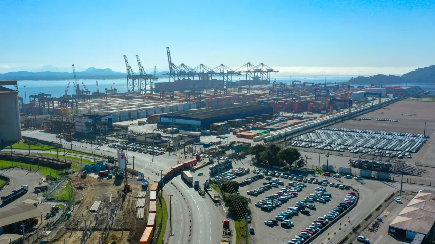 TCP e Brado ampliam infraestrutura ferroviária no Paranaguá para aumentar capacidade logística e eficiência no transporte de contêineres no Terminal. (Foto: Divulgação)