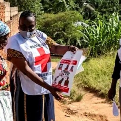 OMS pede cessar-fogo para conter surto de Ebola na RD Congo