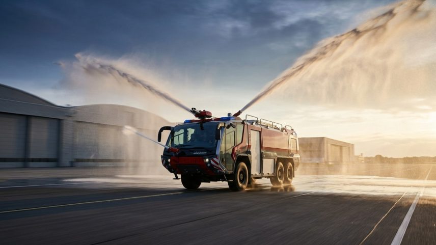 Em setembro de 2025, a Rosenbauer apresentou ao mercado norte-americano a versão elétrica do Panther 6×6 Electric