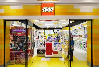 Bilionário dinamarquês lucra com empresa comprada dos donos da Lego