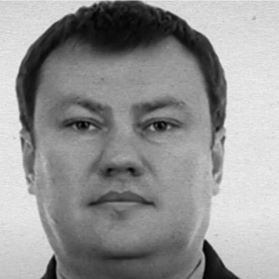 Ex-espião russo se esconde em carcaça de vaca para fugir de Putin